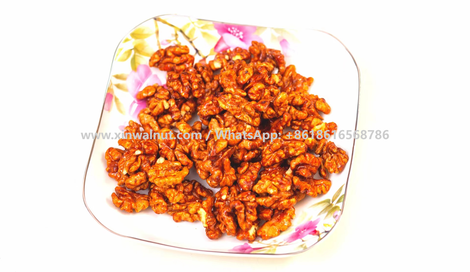 Sweet Walnut Kernels with Sesame